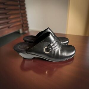 Clarks Womens Black Leather Mule Clog Size‎ 9.5